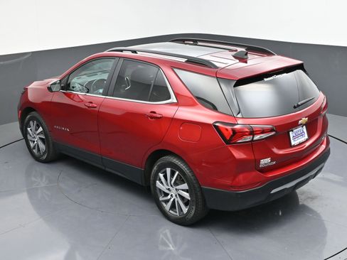 Used 2023 Chevrolet Equinox LT image 48