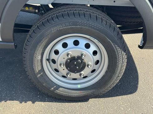 New 2025 Ford Transit 250 Low Roof AWD w/ Load Area Protection Package image 9
