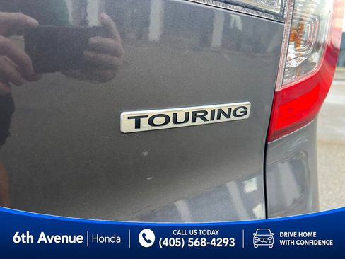 Used 2019 Honda Pilot Touring image 13