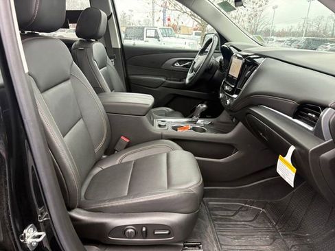 Used 2020 Chevrolet Traverse Premier image 17