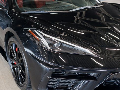 Used 2023 Chevrolet Corvette Stingray Coupe w/ Z51 Performance Package RWD image 28