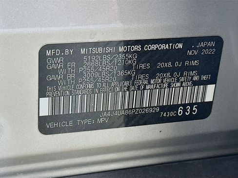 Used 2023 Mitsubishi Outlander SE image 12