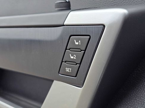Used 2024 Toyota Tundra Platinum AWD/4WD image 23