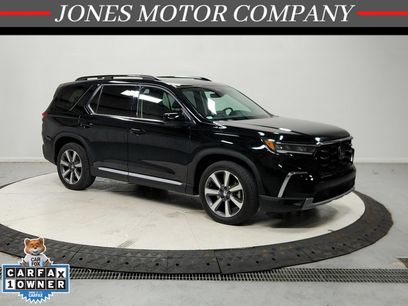 Used 2025 Honda Pilot Elite
