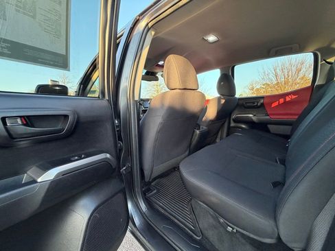 Used 2019 Toyota Tacoma SR5 image 25