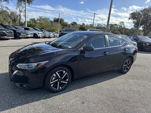 Used 2024 Nissan Sentra SV image 5