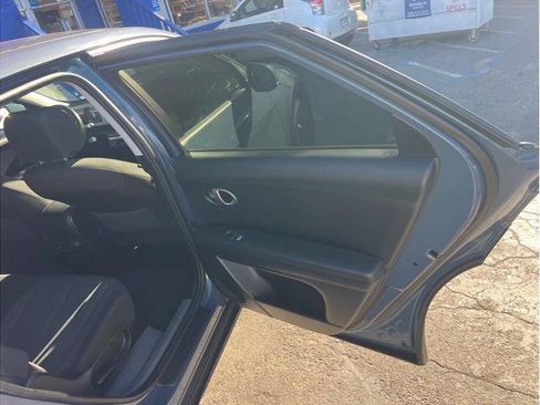 Used 2022 Hyundai Ioniq 5 SE w/ Cargo Package RWD image 8