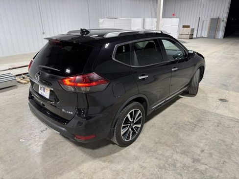 Used 2019 Nissan Rogue SL image 39