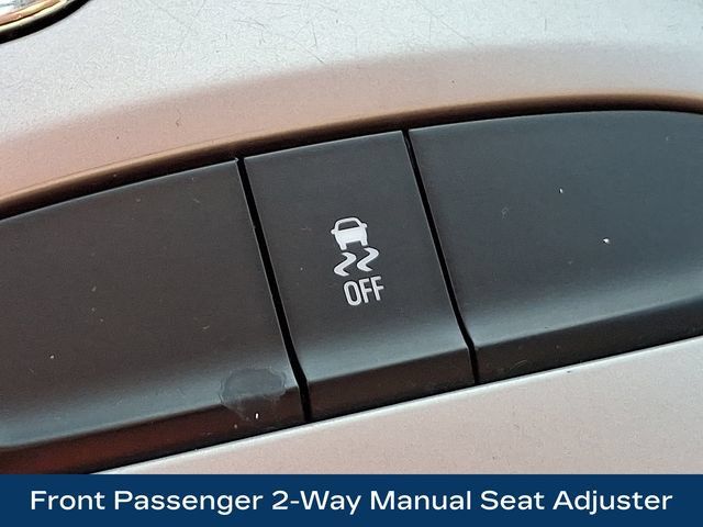 Used 2018 Chevrolet Cruze LS FWD image 14