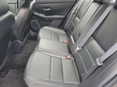 Used 2023 Nissan Sentra SR w/ SR Premium Package FWD image 12