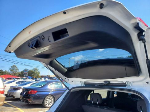 Used 2019 Chevrolet Equinox LT image 48