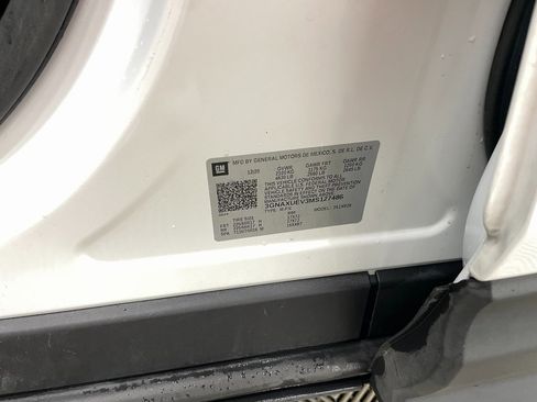 Certified 2021 Chevrolet Equinox LT image 32