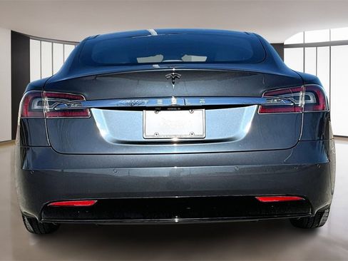 Used 2016 Tesla Model S 75D image 4