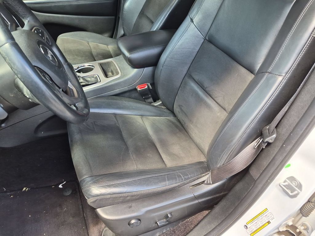 Used 2018 Jeep Grand Cherokee Altitude AWD/4WD image 23