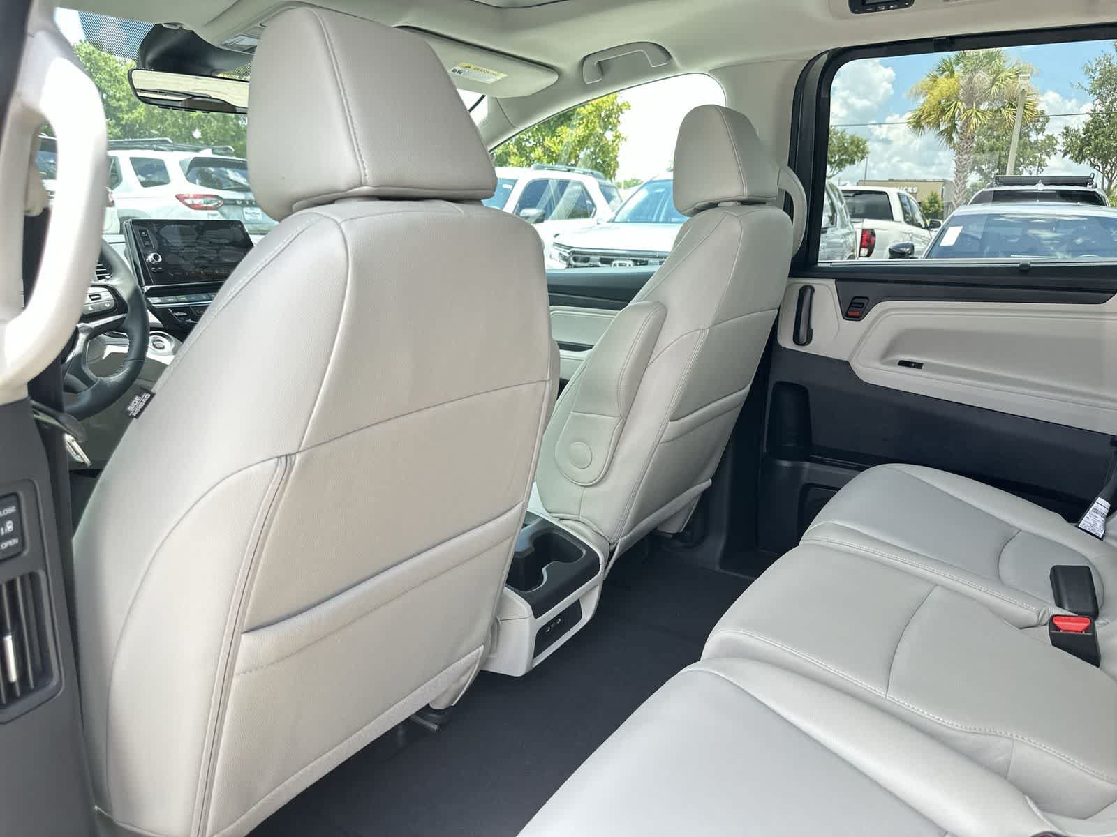 New 2026 Honda Odyssey EX-L image 14