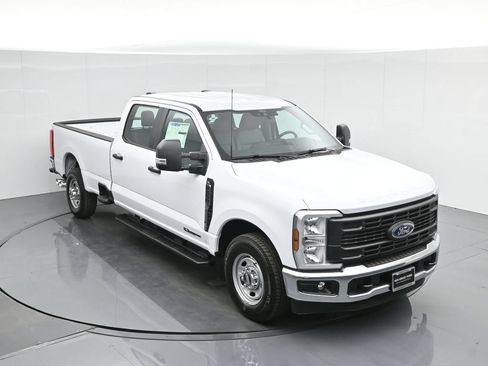 New 2026 Ford F350 XL w/ XL Chrome Package RWD image 38