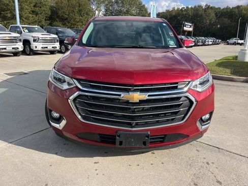 Used 2020 Chevrolet Traverse Premier FWD image 12