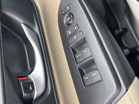 Certified 2017 Honda CR-V LX image 24