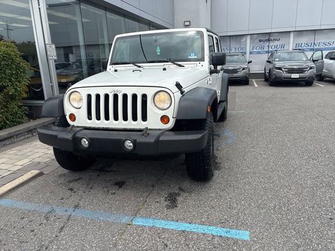 Used 2010 Jeep Wrangler Unlimited Sport AWD/4WD image 5