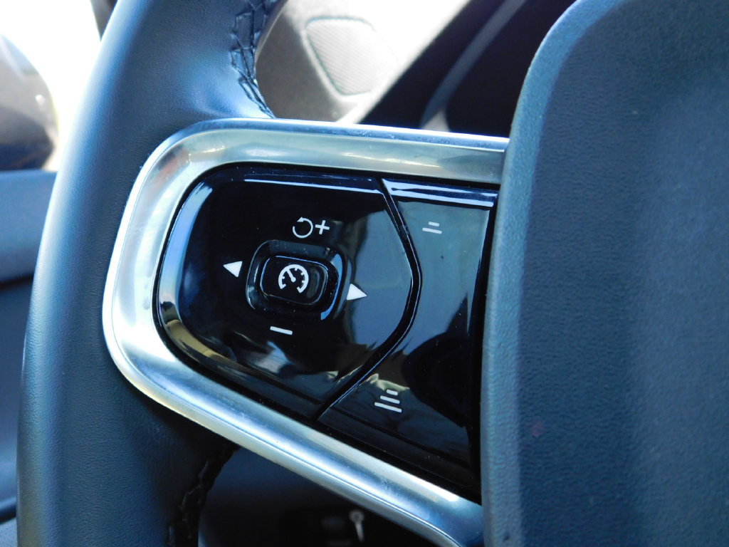 Used 2022 Polestar Polestar 2 w/ Plus Package AWD/4WD image 24