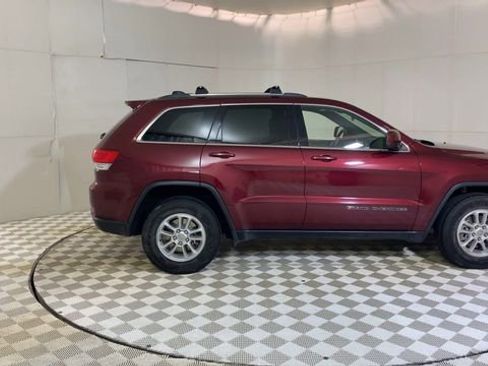 Used 2018 Jeep Grand Cherokee Laredo RWD image 9