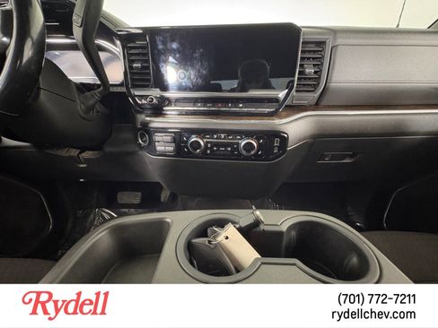 Used 2024 GMC Sierra 2500 SLE w/ SLE Value Package; image 15