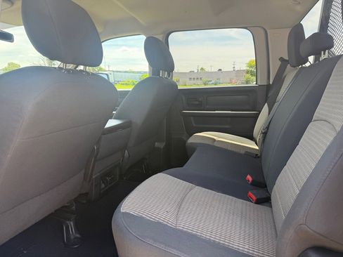 Used 2012 RAM 2500 ST w/ Popular Equipment Group AWD/4WD image 10