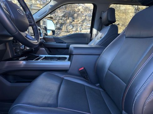 Certified 2024 Ford F250 Lariat w/ Lariat Ultimate Package image 21