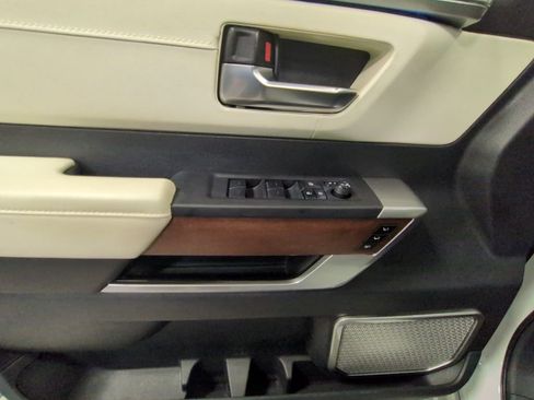 Used 2023 Toyota Sequoia Capstone image 13