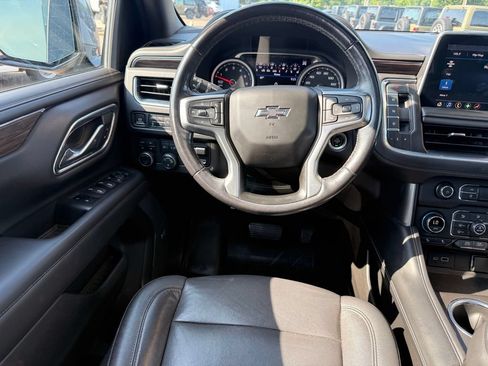 Used 2021 Chevrolet Tahoe Z71 w/ Z71 Off-Road Package AWD/4WD image 42