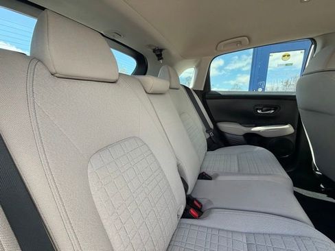 Used 2023 Honda HR-V LX image 19