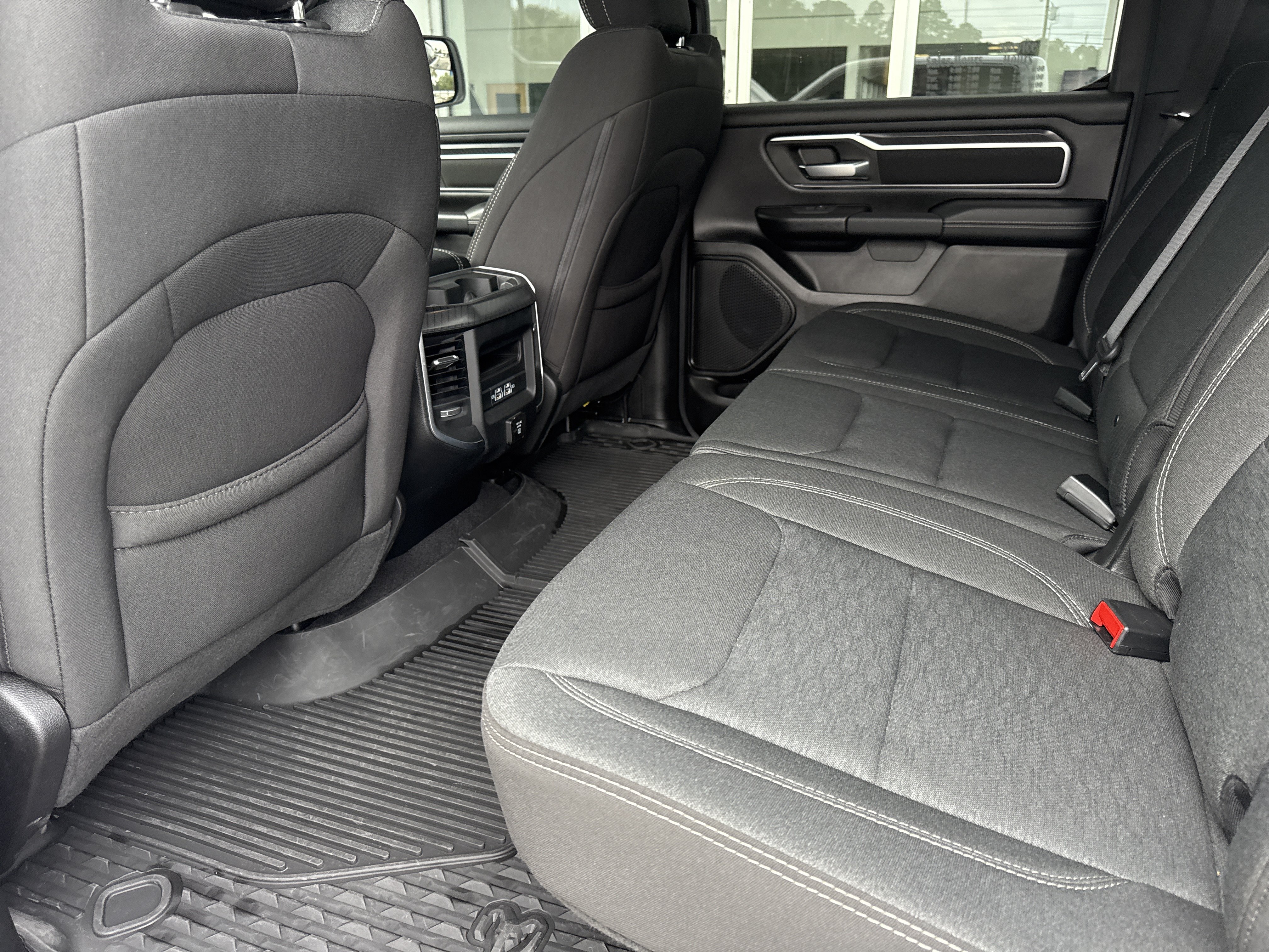 Used 2025 RAM 1500 Big Horn AWD/4WD image 11