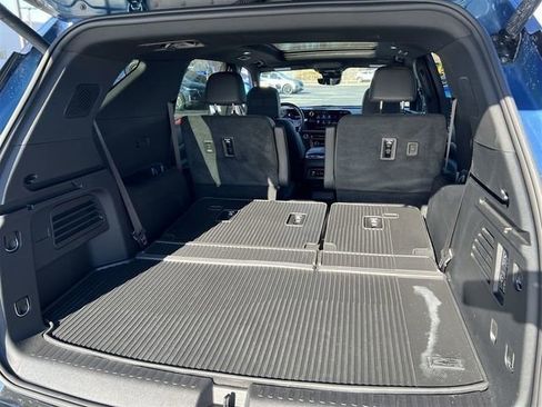 Certified 2024 Chevrolet Traverse RS w/ LPO, Floor Liner Package AWD/4WD image 28