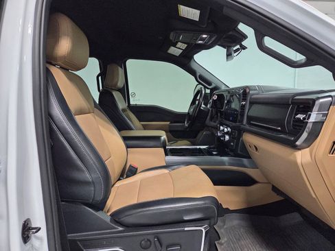 Used 2023 Ford F250 Lariat w/ Chrome Package AWD/4WD image 16