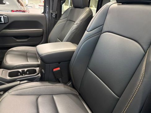 New 2025 Jeep Wrangler Sahara image 21