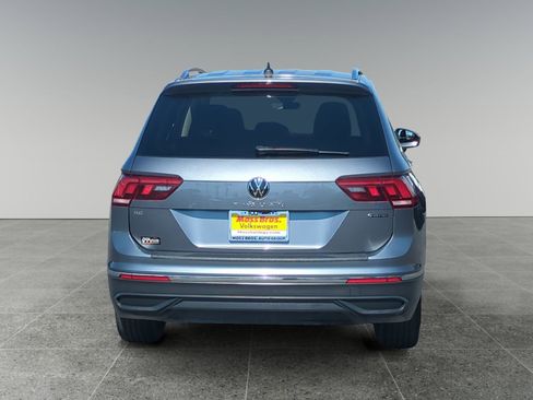 Used 2023 Volkswagen Tiguan SE image 4