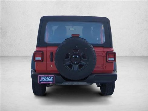 Used 2018 Jeep Wrangler Sport image 6