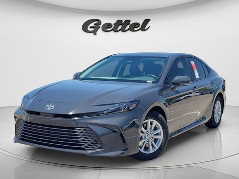 New 2026 Toyota Camry LE FWD image 1
