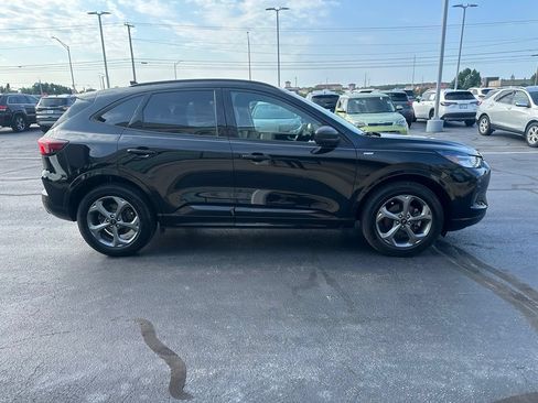 Used 2023 Ford Escape ST-Line w/ Tech Pack #1 AWD/4WD image 8