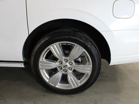 Used 2023 Ford Expedition Max Platinum AWD/4WD image 31