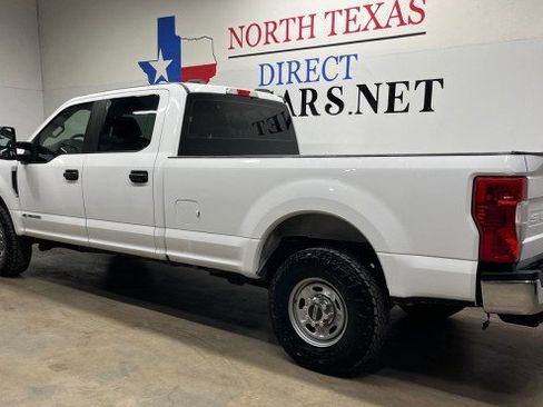 Used 2022 Ford F250 XL w/ Power Equipment Group image 9