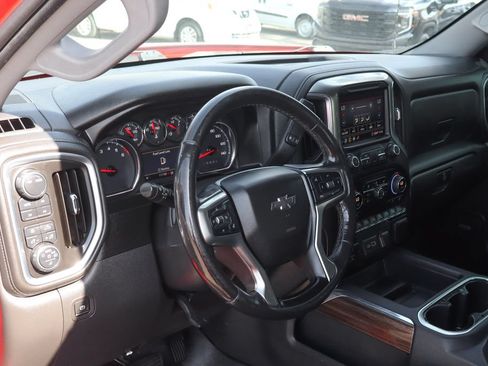 Used 2020 Chevrolet Silverado 1500 LT Trail Boss AWD/4WD image 24