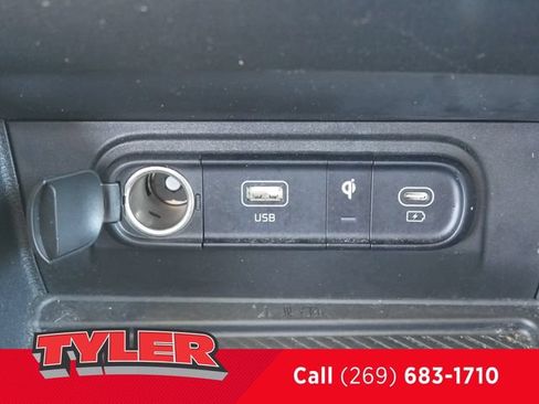 Used 2023 Kia Sportage X-Line w/ X-Line Premium Package AWD/4WD image 32
