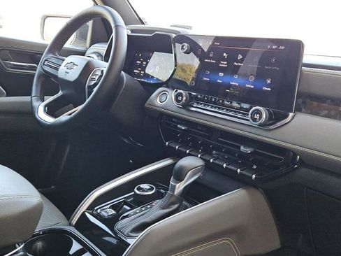 Used 2024 Chevrolet Colorado ZR2 w/ ZR2 Bison Edition image 36