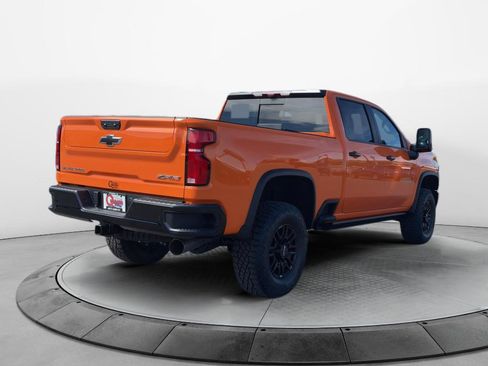 New 2026 Chevrolet Silverado 2500 ZR2 AWD/4WD image 4