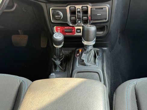 Used 2021 Jeep Wrangler Unlimited Rubicon 4xe w/ Cold Weather Group image 13