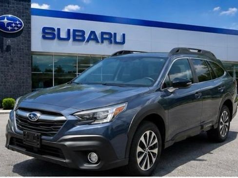 Certified 2024 Subaru Outback Premium AWD/4WD image 1