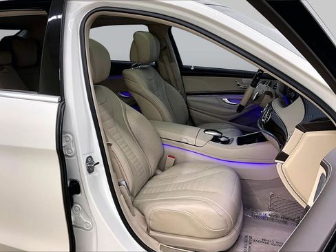 Used 2019 Mercedes-Benz S 560 Sedan image 9