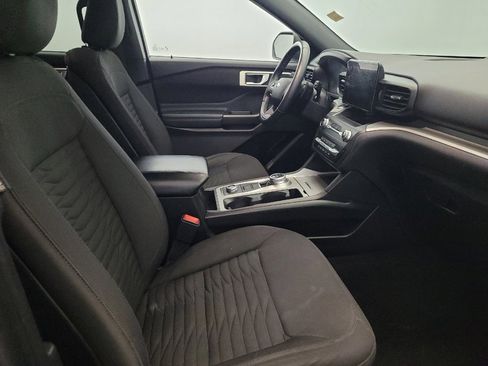Used 2020 Ford Explorer XLT w/ Comfort Package AWD/4WD image 21