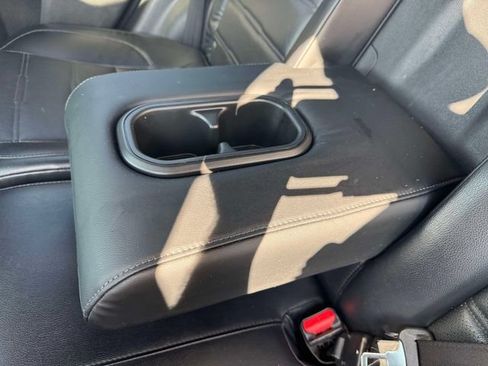 Used 2019 Honda CR-V EX-L image 16
